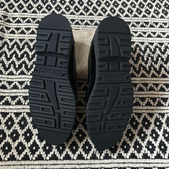 Franco Sarto Black Loafers Sleek Slip-Ons - Picture 3 of 5